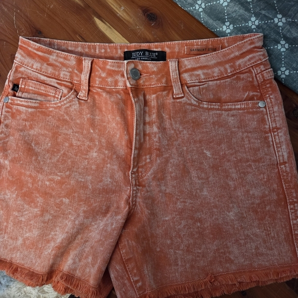 Judy Blue garment dyed  Orange distressed Denim Shorts med - Picture 5 of 8